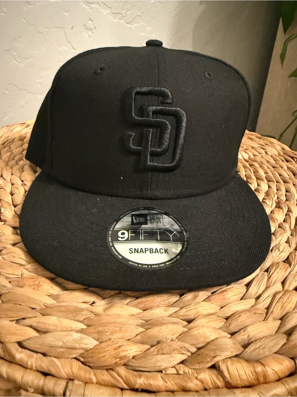 New Era Black SD 9FIFTY Snapback Hat